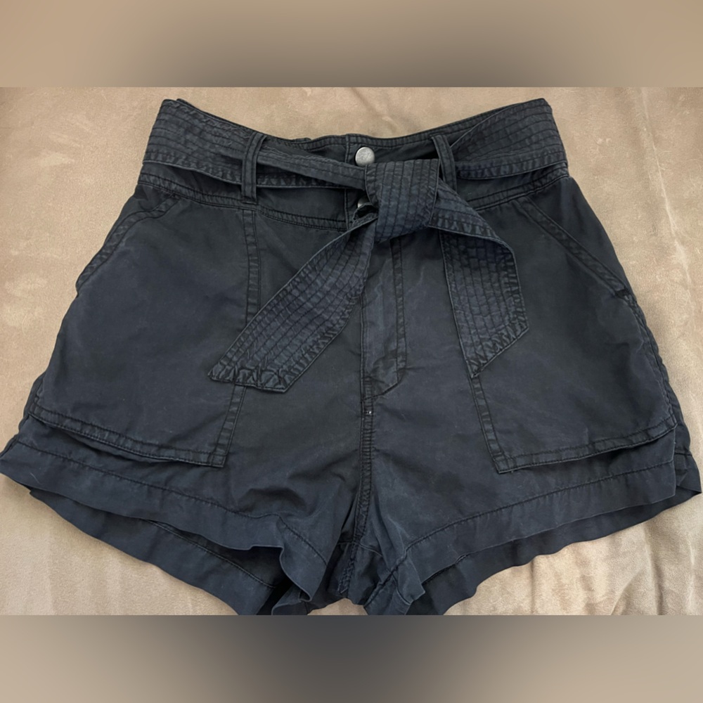 Abercrombie & Finch women shorts